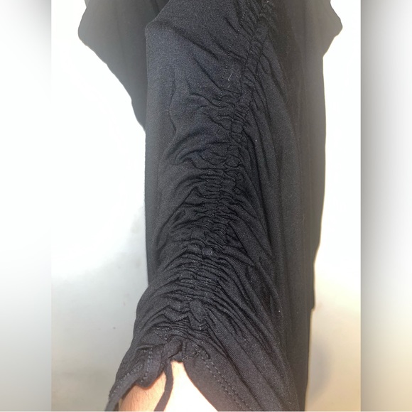 Torrid black bodycon dress ✨NWOT✨ - Picture 5 of 6